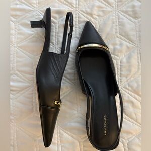 Ann Taylor Cap Toe Hardware Leather Slingback Kitten Heels (9)
